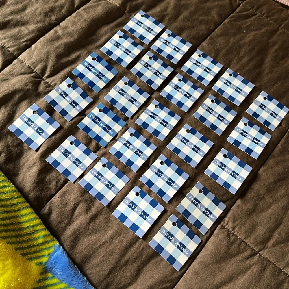 Bath & Body Works Small Gingham Gift Tags